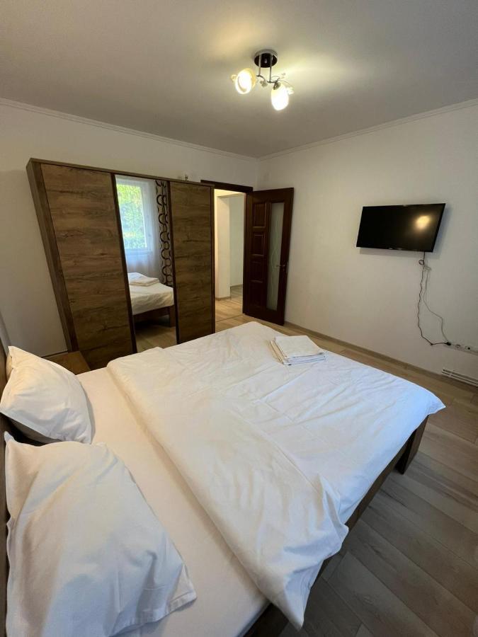 Gold Apartments บายามาเร ภายนอก รูปภาพ